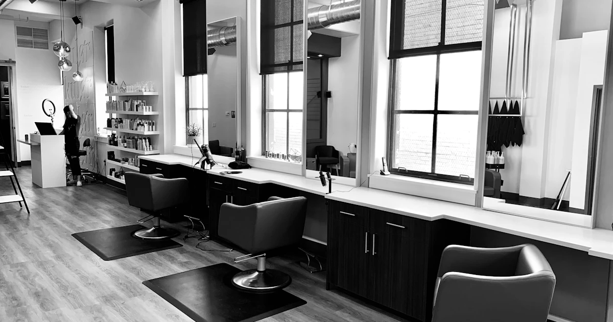 Strona internetowa dla salonu beauty w UK — galeria, Fresha, online booking